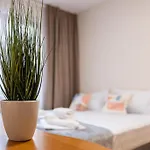 2bdrm Apartment Warna