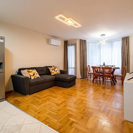 Apartment 2bdrm Varna
