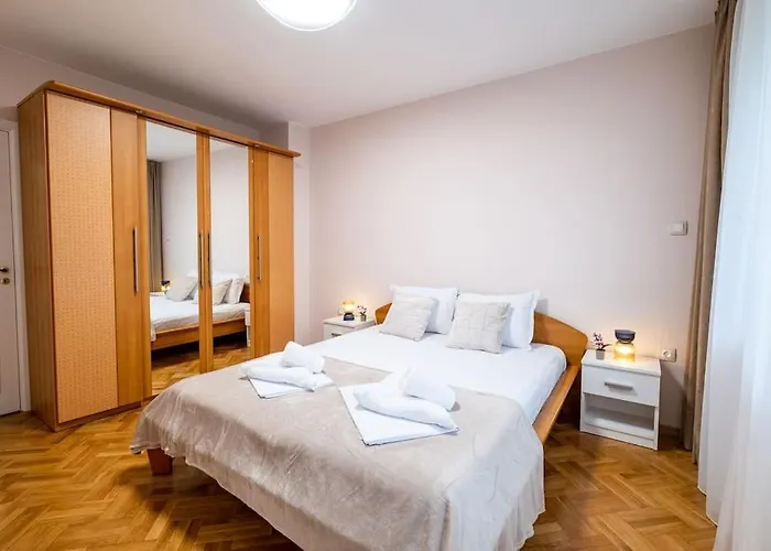 2bdrm Varna